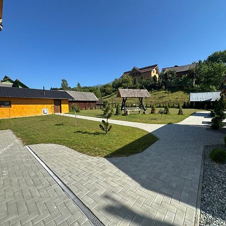 Popasul Din Vale Hotell Moisei Eksteriør bilde